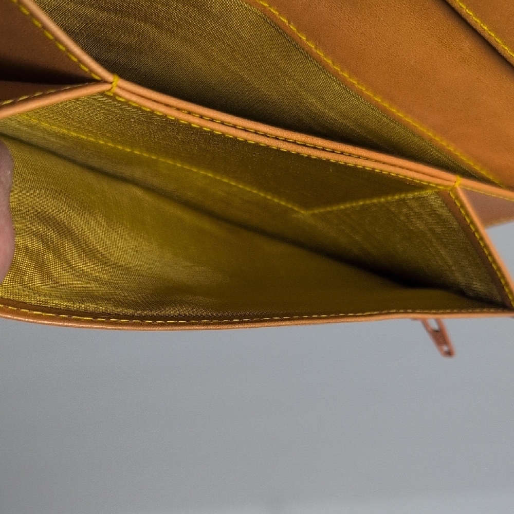 Hunting World Wallet - Picture 7 of 15